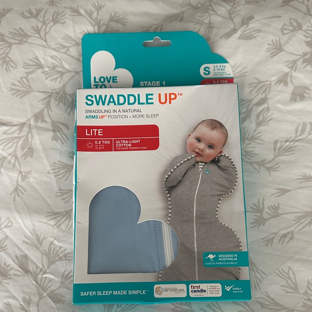 Love to Dream Swaddle Up Lite - blue. BNIB Size S